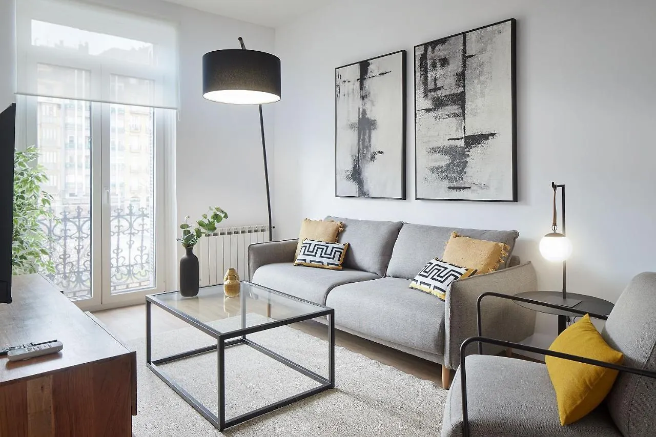 Apartment Autonomia - The Rentals Collection San Sebastian